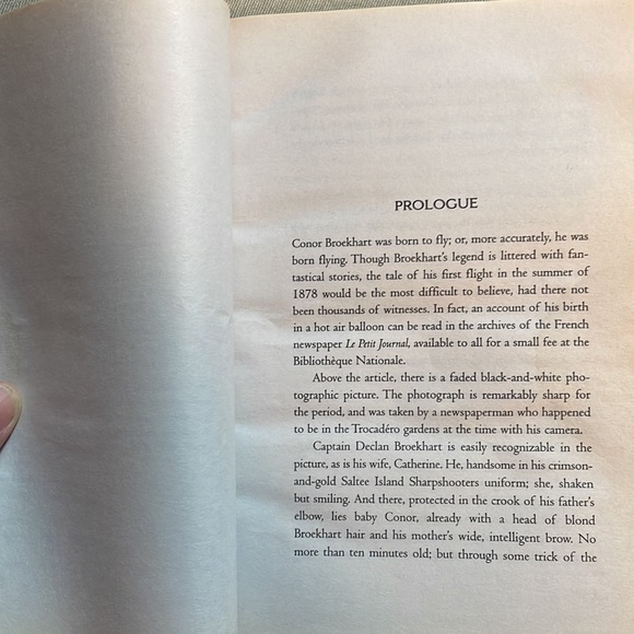 📚2/$6  Airman - Picture 8 of 12